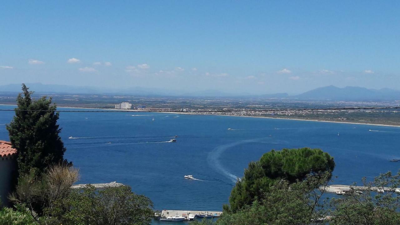 Apartamento Con Terraza Y Vistas Al Mar Rosas Exteriör bild